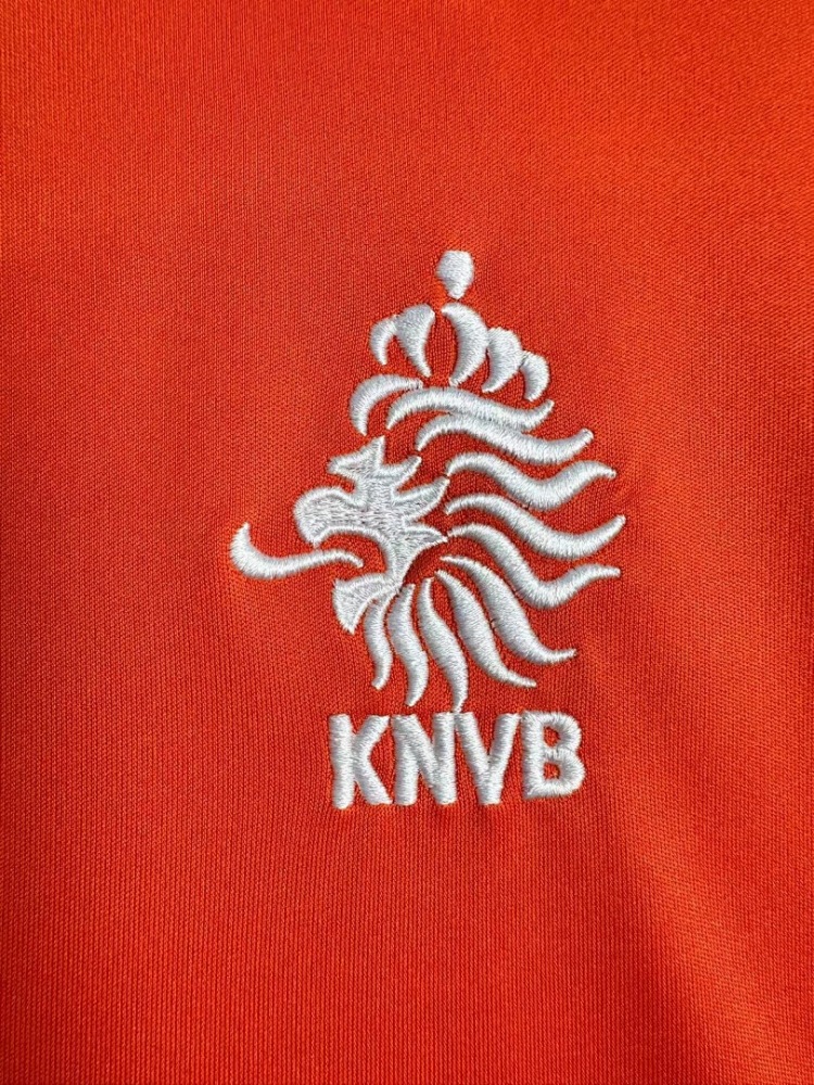 2004 season Netherlands home retro Fan version