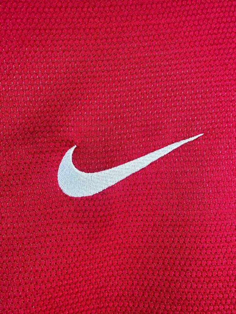 2012 season Portugal home retro Fan version