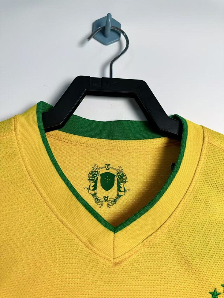12-13 season Brazil home Retro fan version