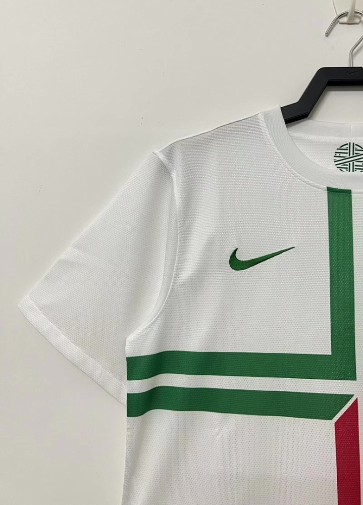 2012 season Portugal away retro Fan version