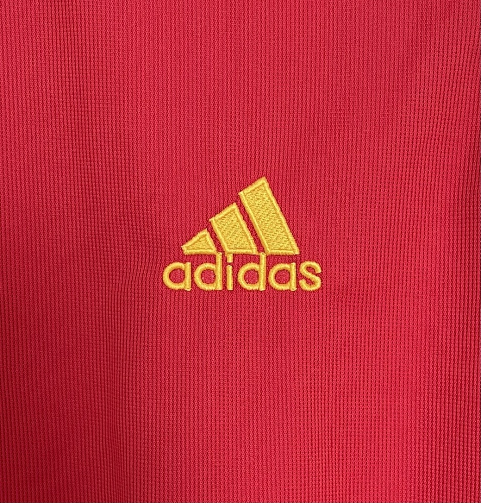 2000 season Spain home retro Fan version