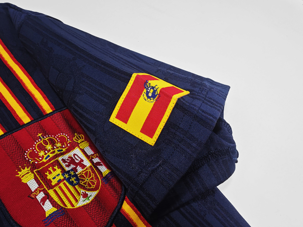 1996 season Spain away retro Fan version