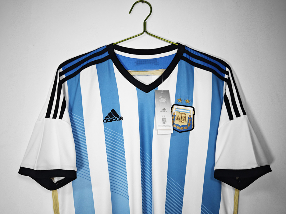 2014 season Argentina home retro Fan version