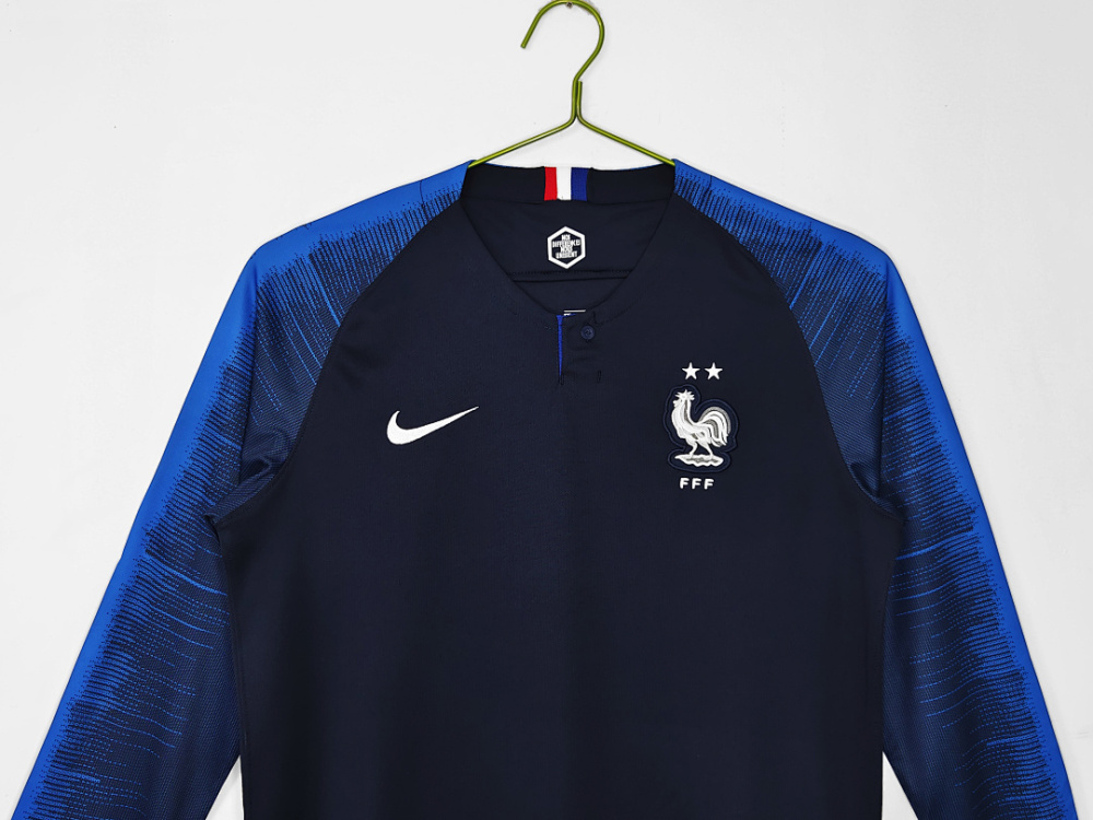 2018 season France home Long sleeved retro Fan version