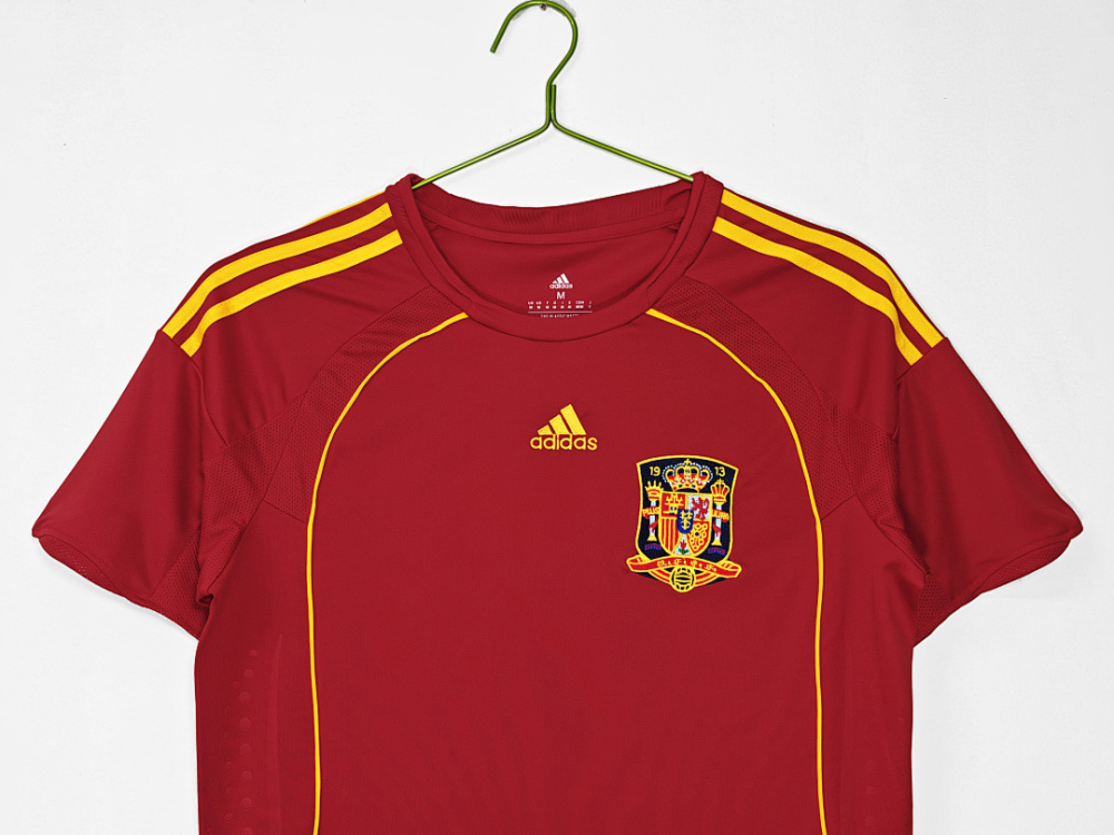 2008 season Spain home retro Fan version