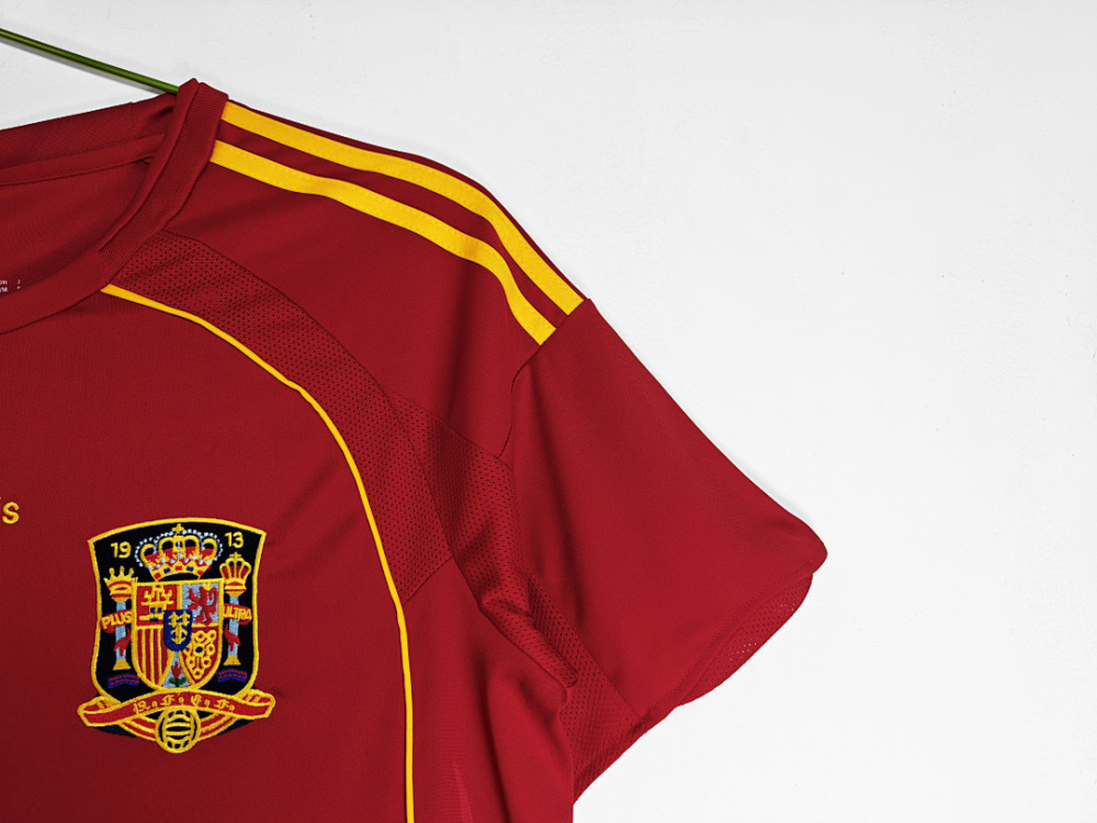 2008 season Spain home retro Fan version