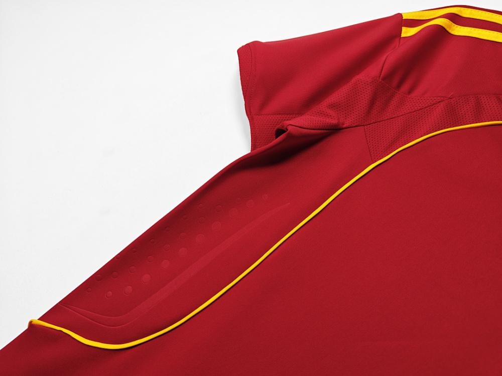 2008 season Spain home retro Fan version