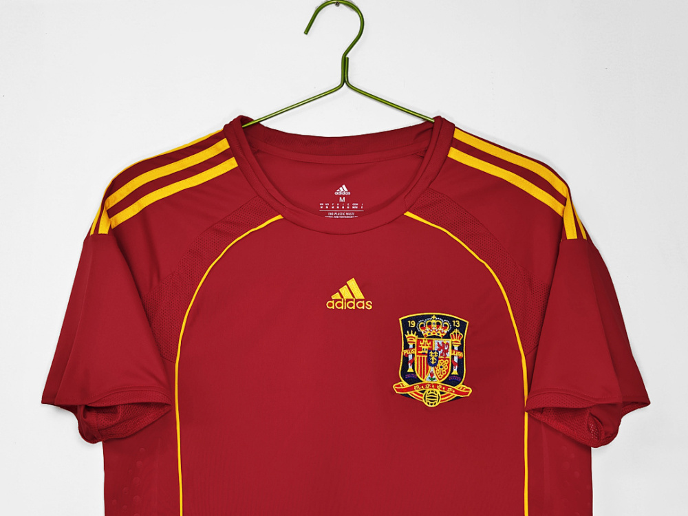 2008 season Spain home retro Fan version