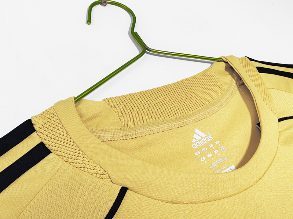 2008 season Spain away retro Fan version