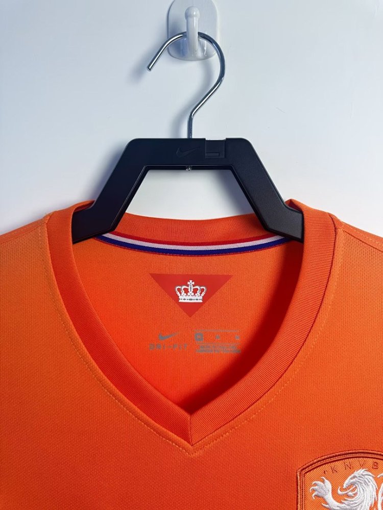 2014 season Netherlands home retro Fan version