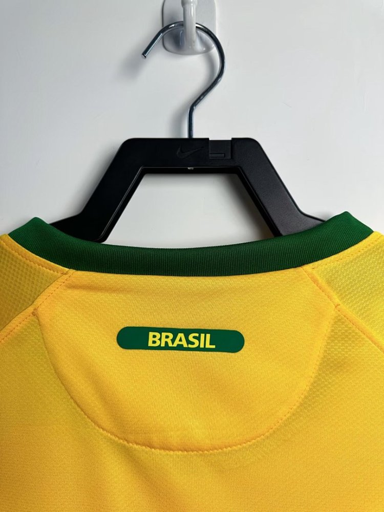2010 season Brazil home Retro fan version