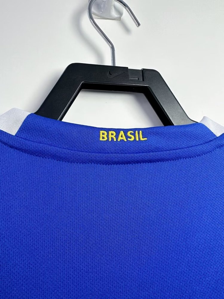 2006 season Brazil away Retro fan version