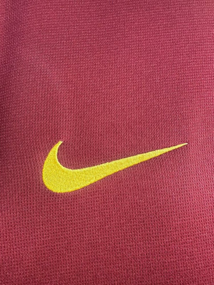 2000 season Portugal home retro Fan version