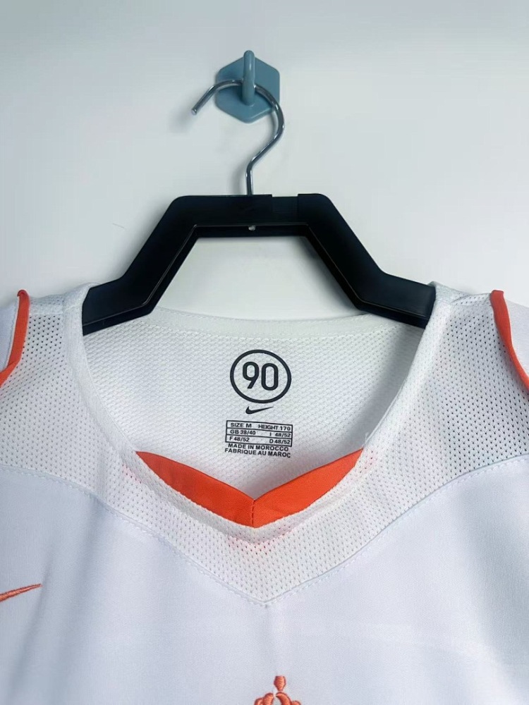 2004 season Netherlands away retro Fan version