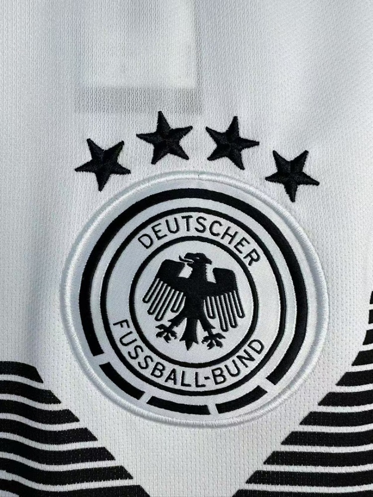 2018 season Germany home retro Fan version