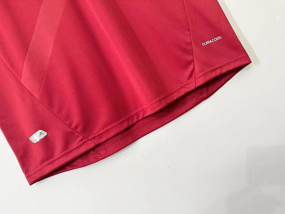 2012 season Spain home retro Fan version