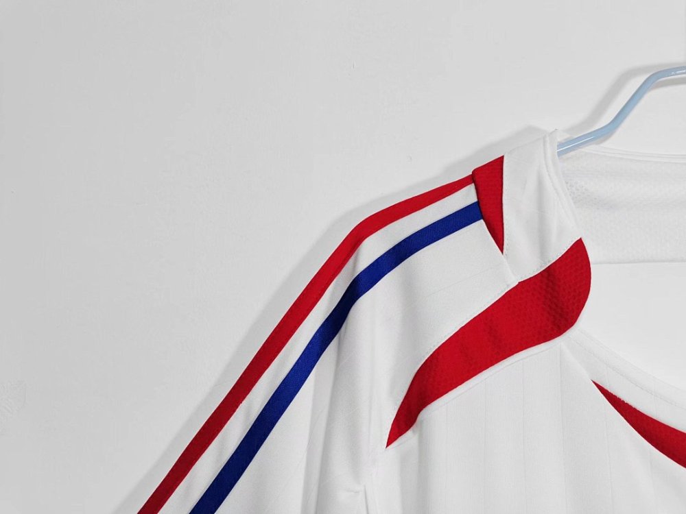 2006 season France away retro Fan version