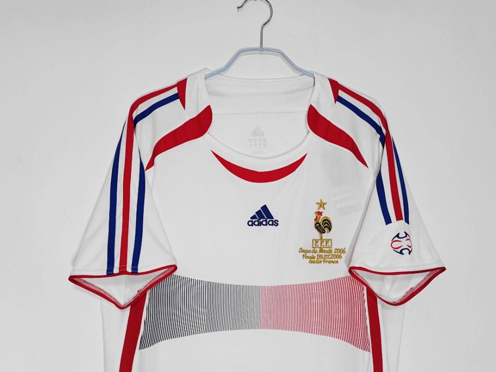 2006 season France away retro Fan version