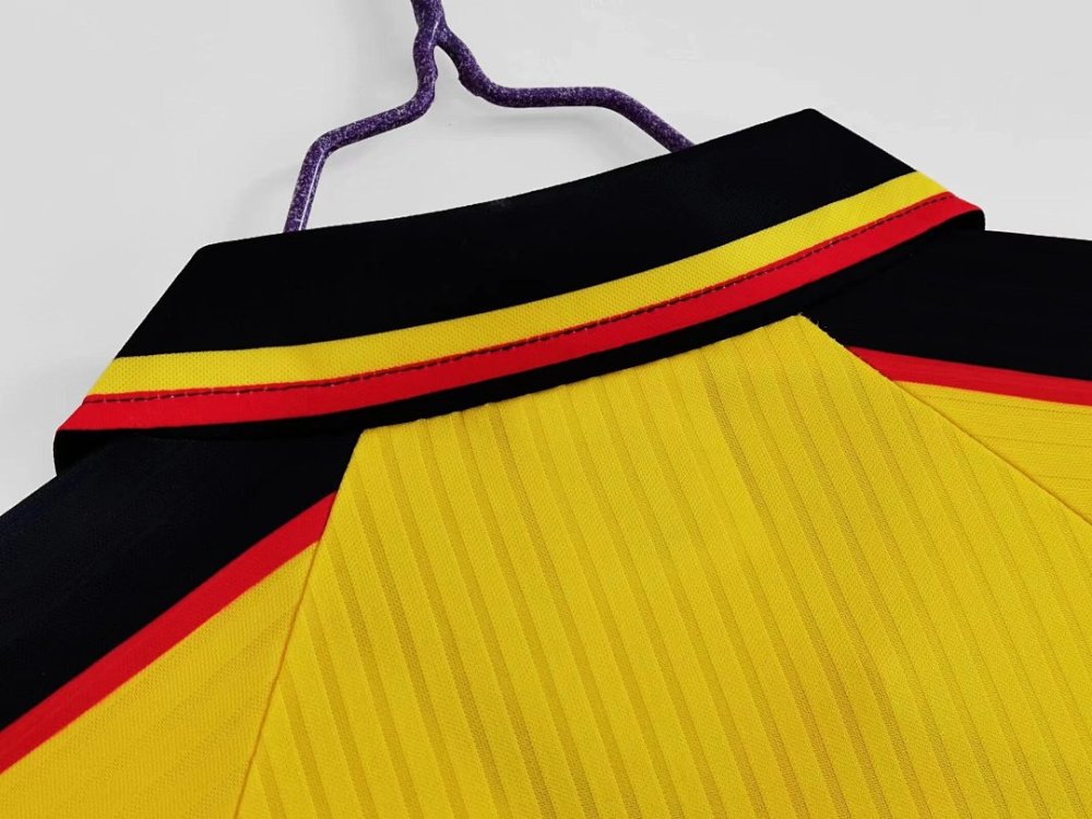 9698 season Scotland away retro Fan version