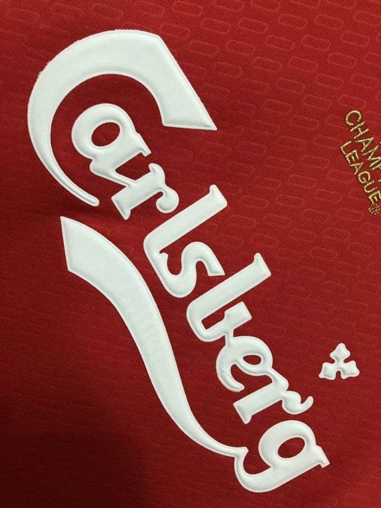 2004/05 season Liverpool Home Retro