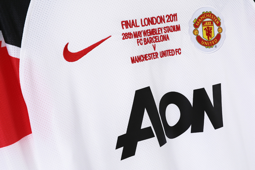 2010/11 season Manchester United away Retro