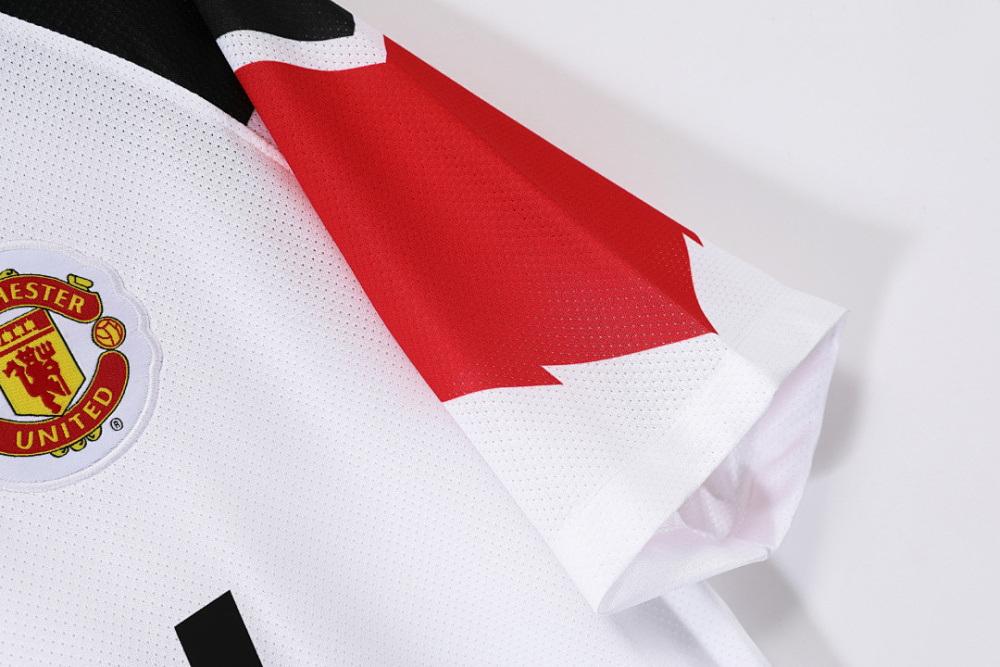 2010/11 season Manchester United away Retro