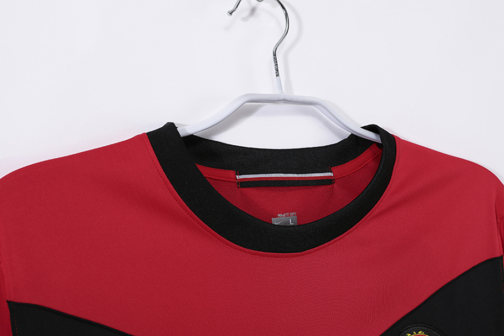 2010 season  Manchester United home Long sleeved retro Fan version