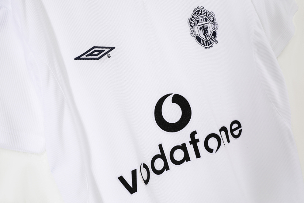 2000/01 season Manchester United away Retro