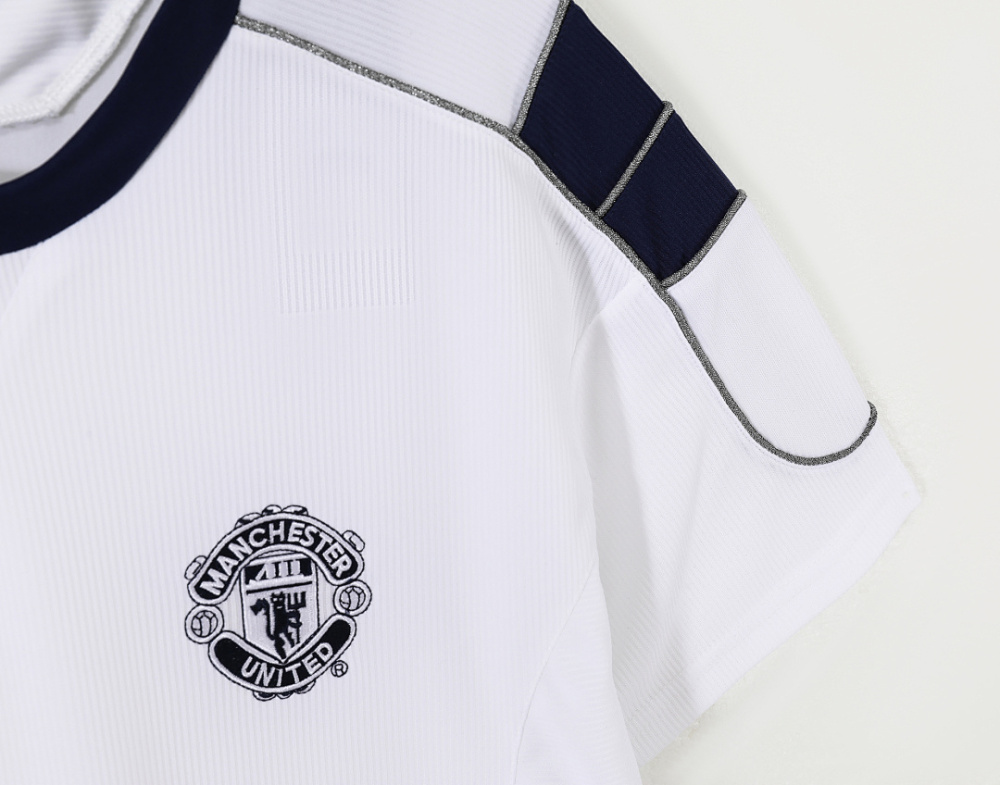 2000/01 season Manchester United away Retro