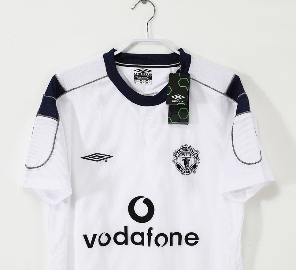 2000/01 season Manchester United away Retro