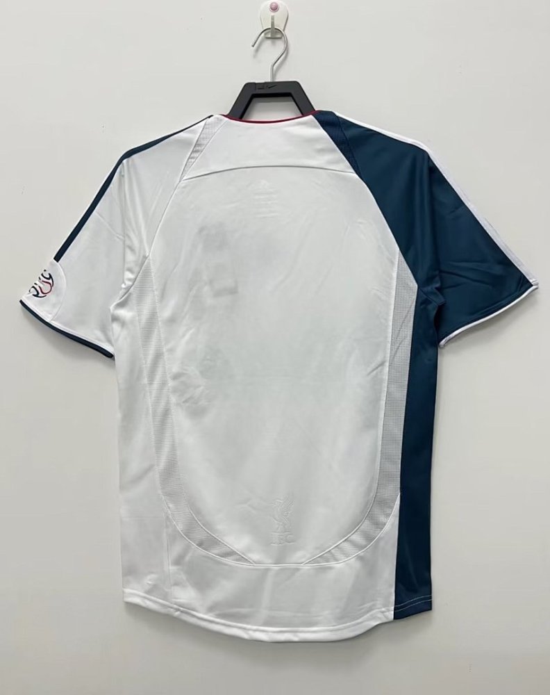 2006/08 season Liverpool away Retro