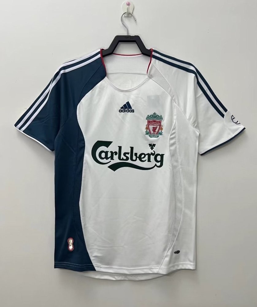 2006/08 season Liverpool away Retro