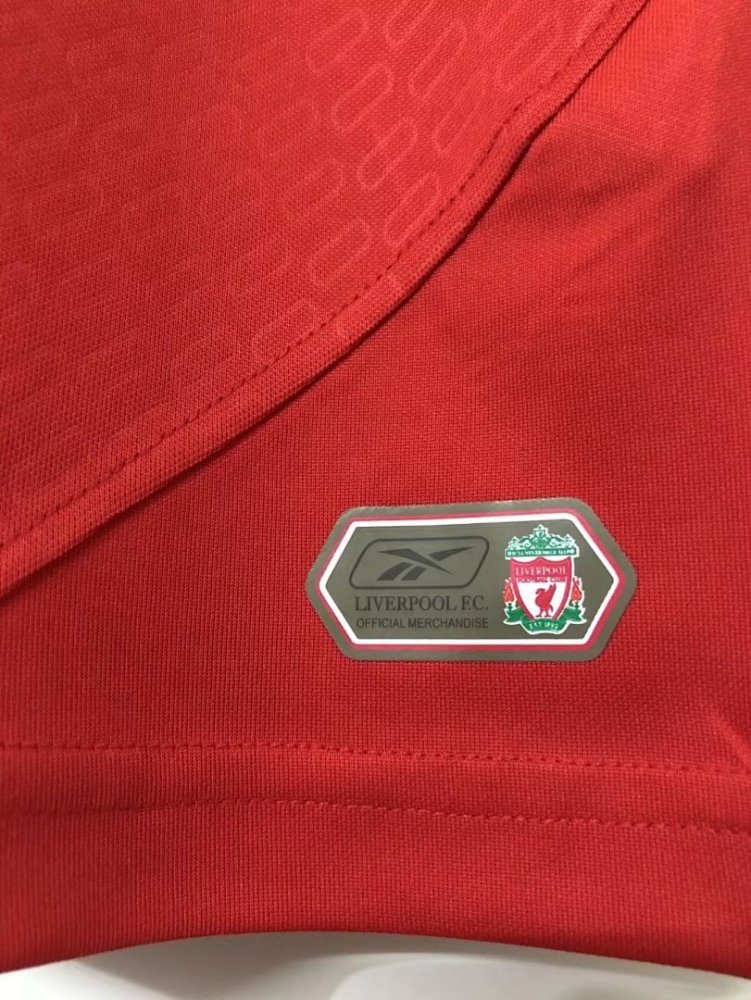 2004/05 season Liverpool Home Retro