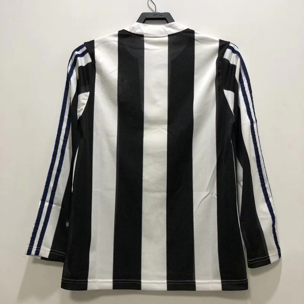1995/97 season  Newcastle United home Long sleeved retro Fan version