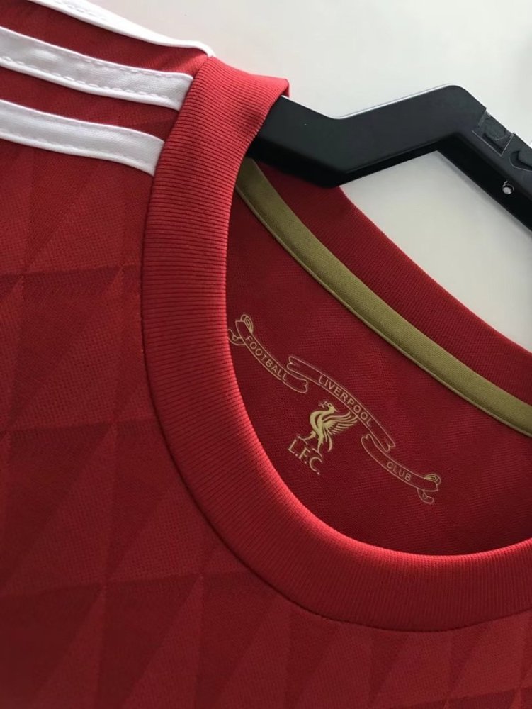 2010-11 season Liverpool home Retro