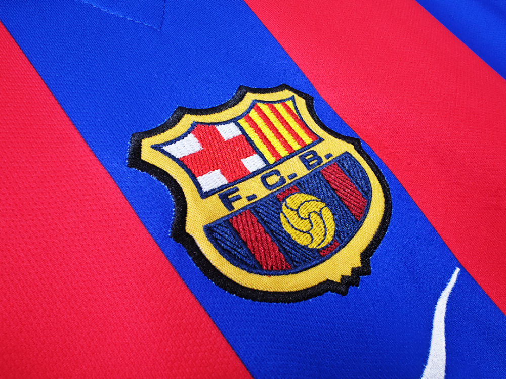 2001/02 season Barcelona home Retro