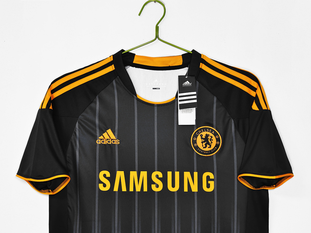 2010/11 season Chelsea away Retro