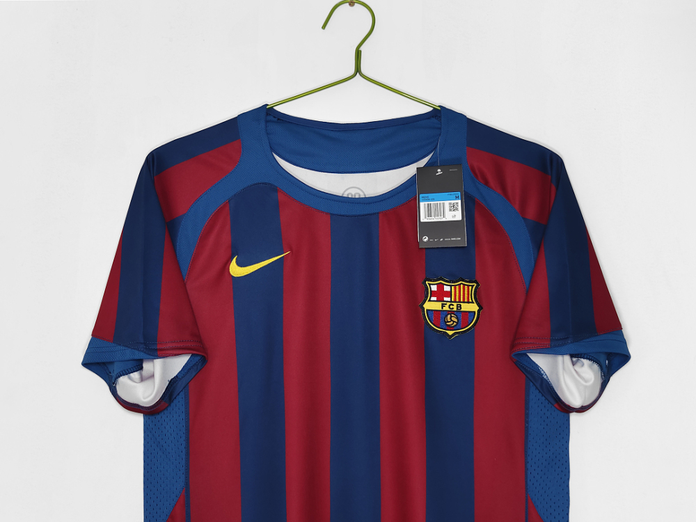 2005/06 season Barcelona home Retro
