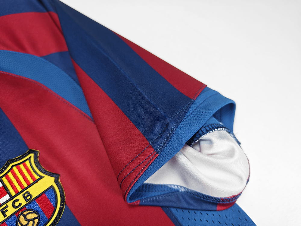 2005/06 season Barcelona home Retro