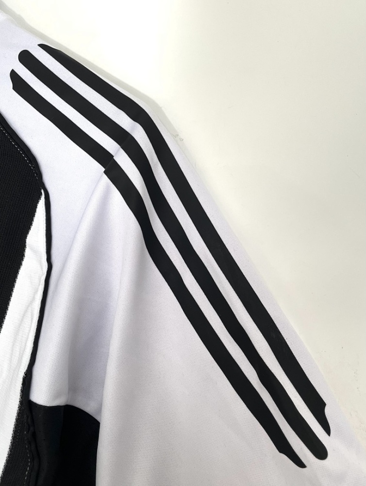 2005/06 season Newcastle United home Retro
