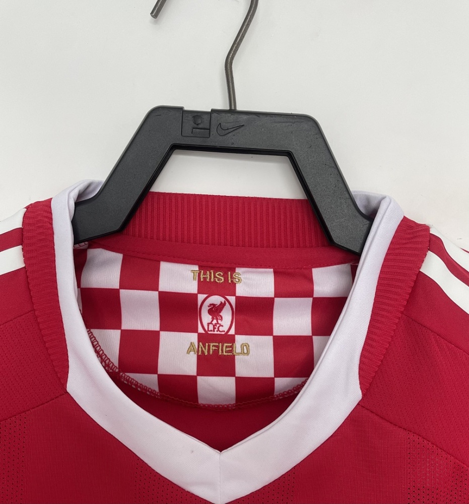 08/09 season Liverpool home Retro