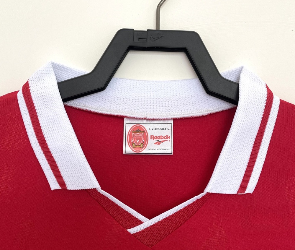 1996/97 season  Liverpool home Long sleeved retro Fan version