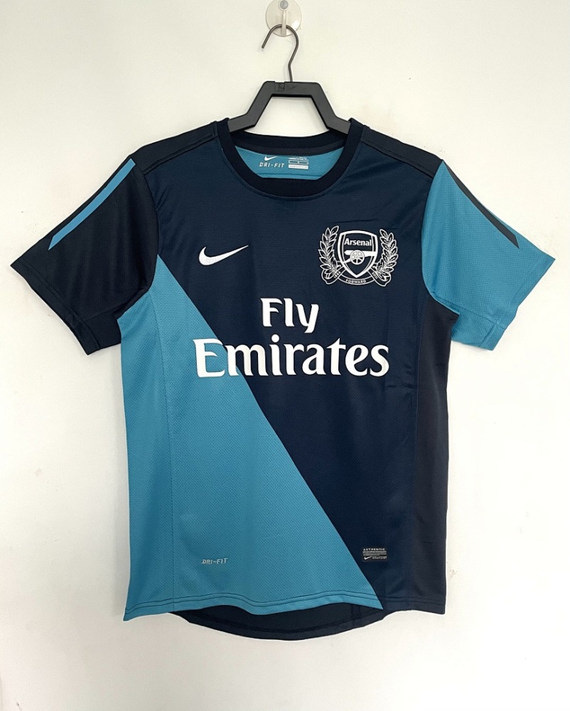 2011/12 season Arsenal away Retro