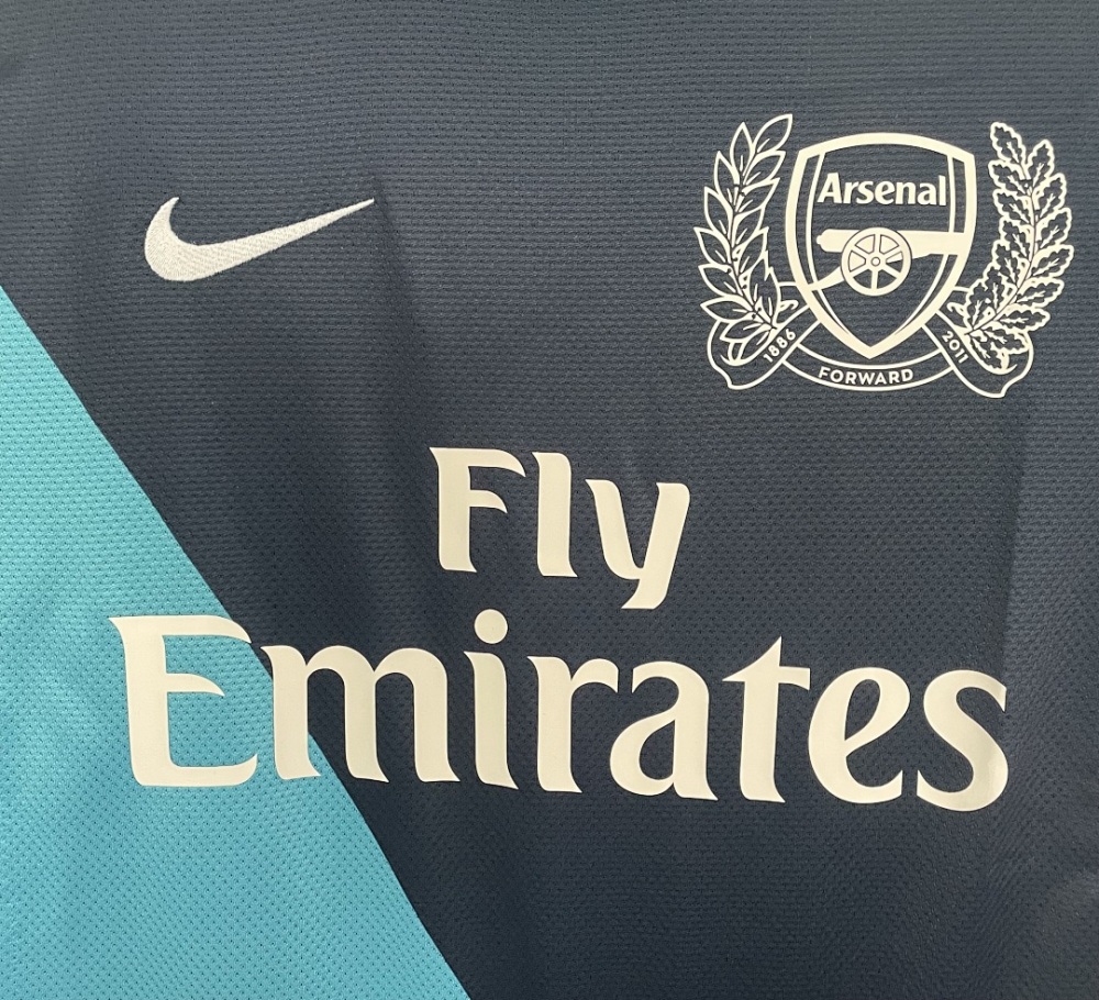 2011/12 season Arsenal away Retro