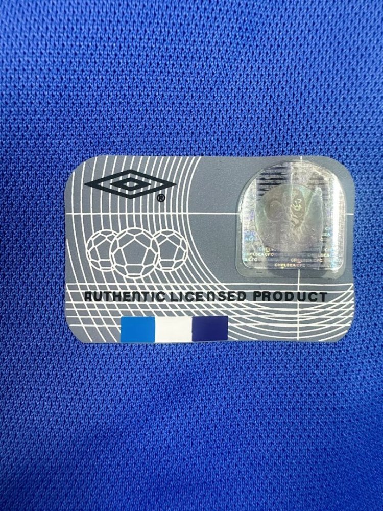 2001/03 season Chelsea home Retro