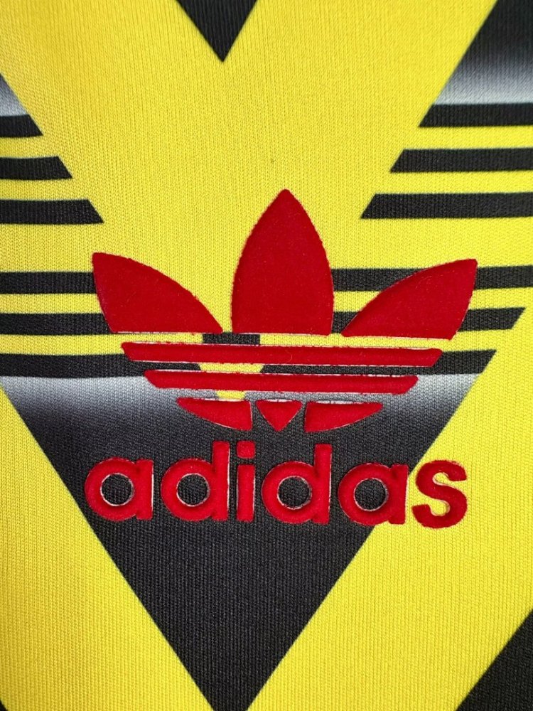 1991/93 season  Arsenal away Long sleeved retro Fan version