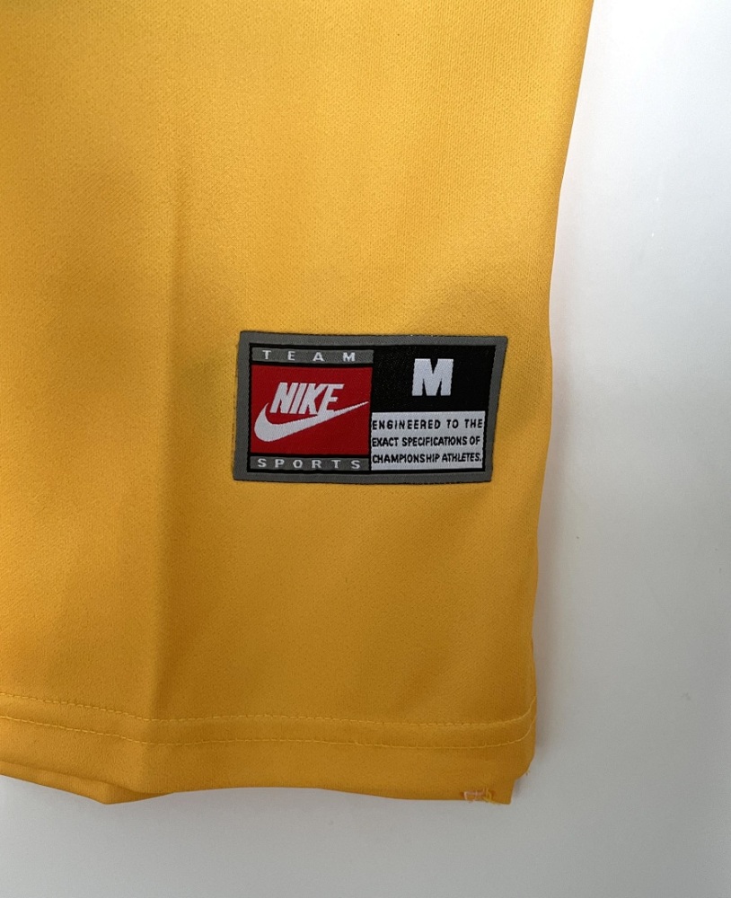 1997/99 season Arsenal away Retro