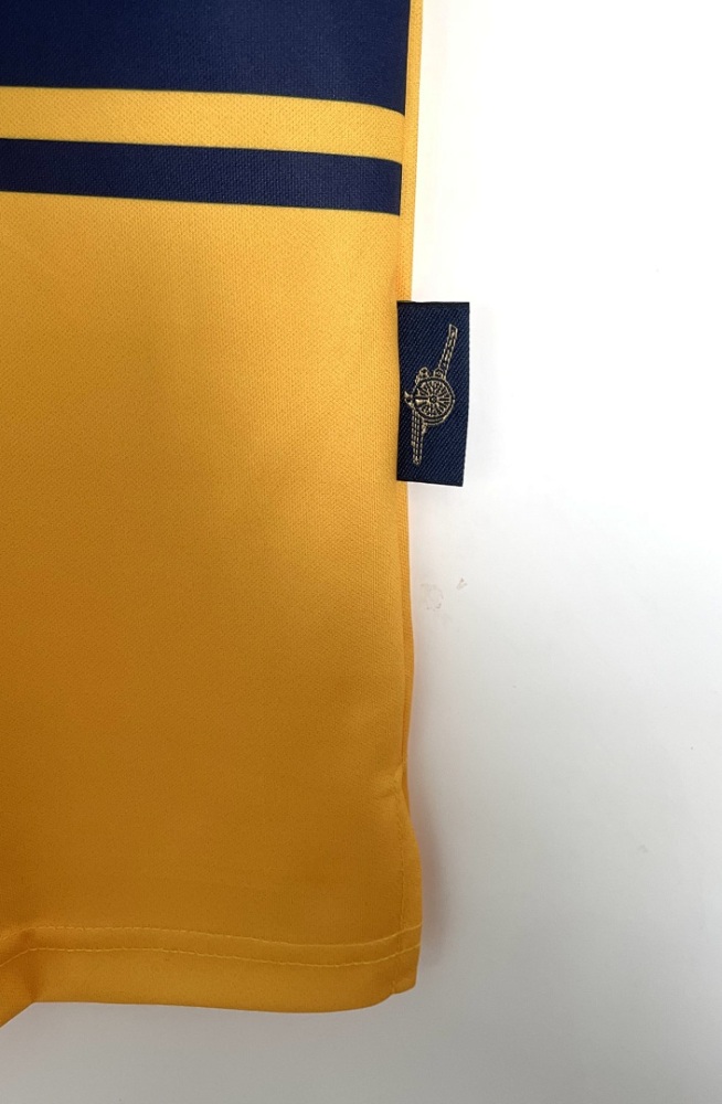 1997/99 season Arsenal away Retro