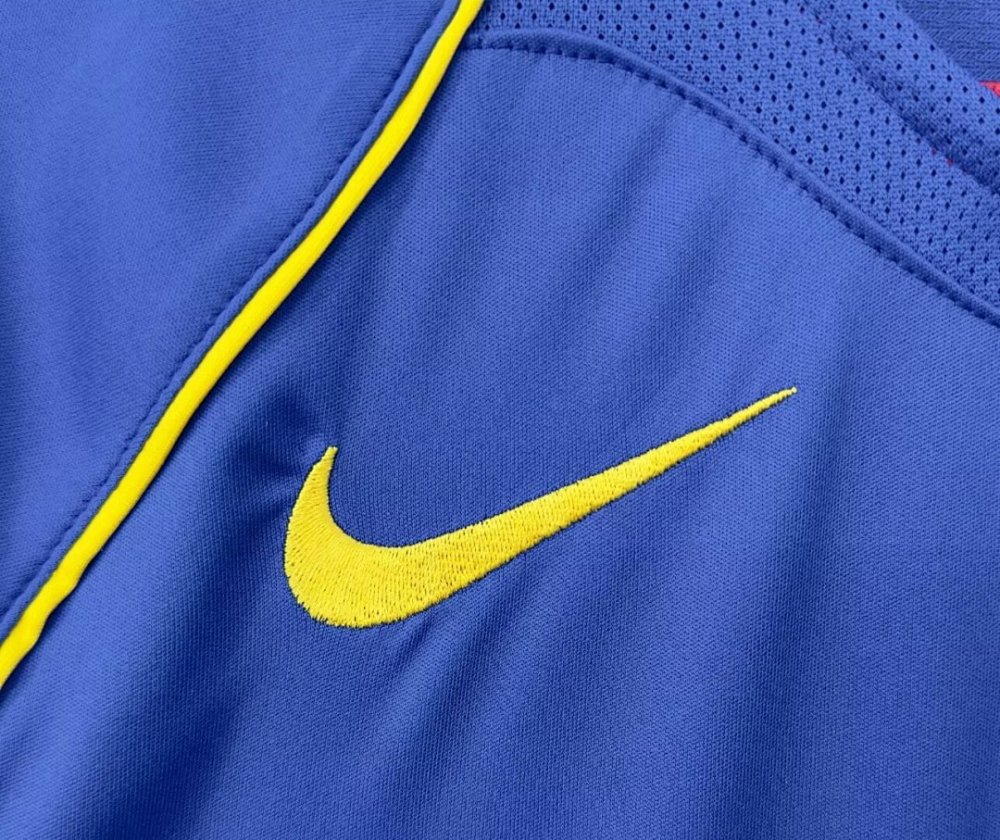 2004/05 season Arsenal away Retro