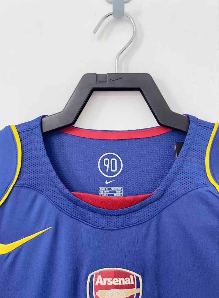 2004/05 season Arsenal away Retro